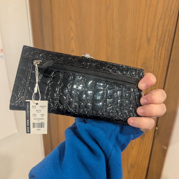 NWT New York and Company Black and Silver Patent Leather Dots Wallet/Clutch - Picture 7 of 7
